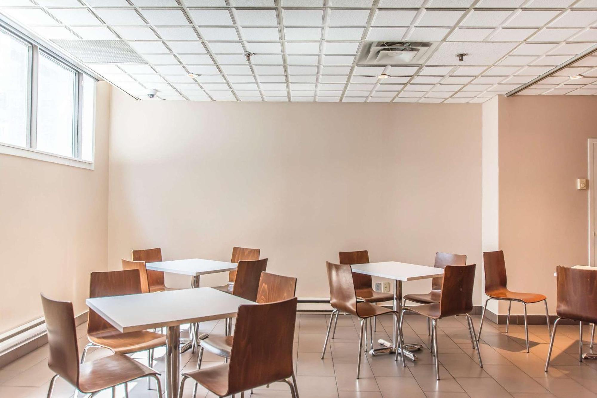 מונטריאול Comfort Suites Downtown מראה חיצוני תמונה