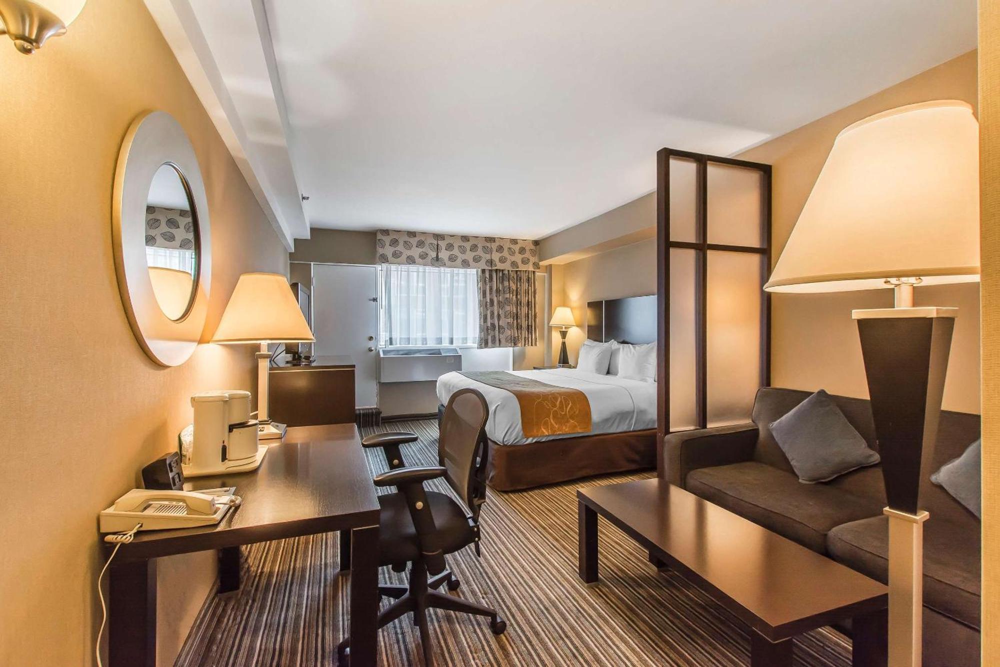 מונטריאול Comfort Suites Downtown מראה חיצוני תמונה