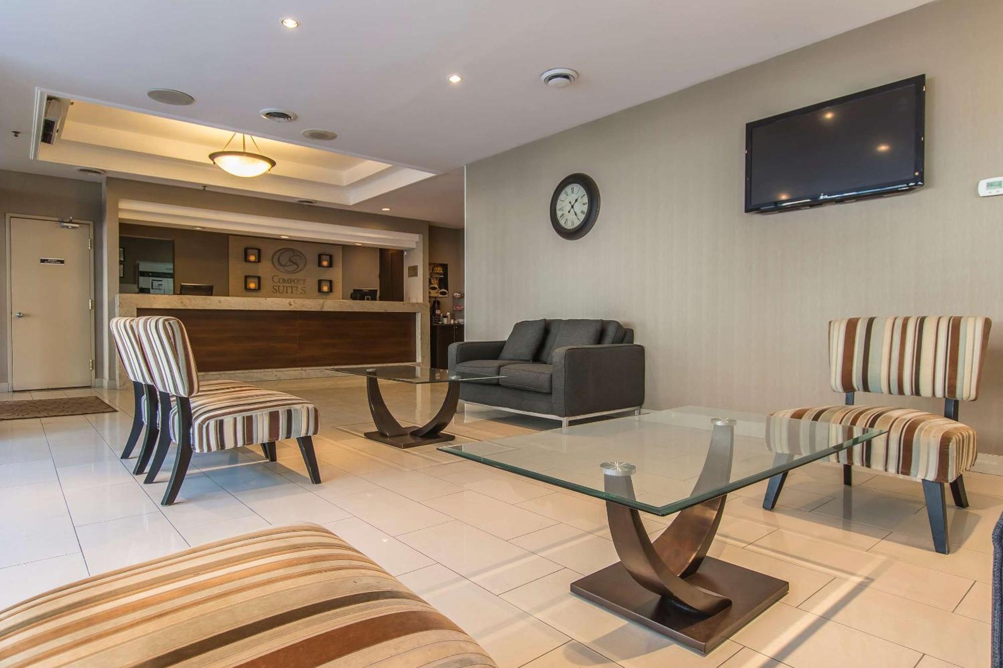 מונטריאול Comfort Suites Downtown מראה חיצוני תמונה