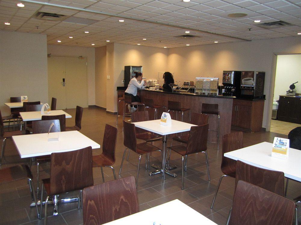 מונטריאול Comfort Suites Downtown מראה חיצוני תמונה